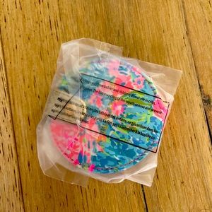 NWT Lilly Pulitzer Makeup Compact